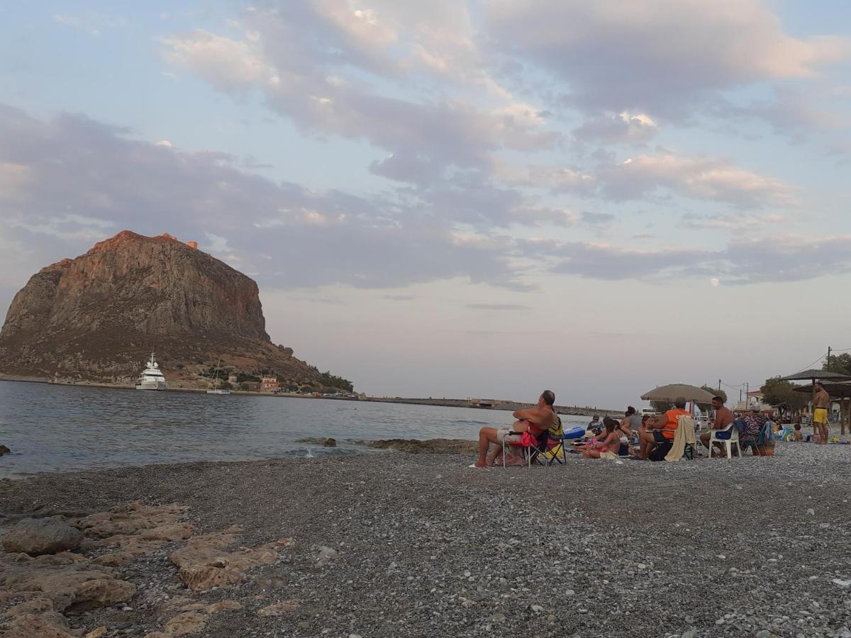 Kritikos Rooms Monemvasia Extérieur photo